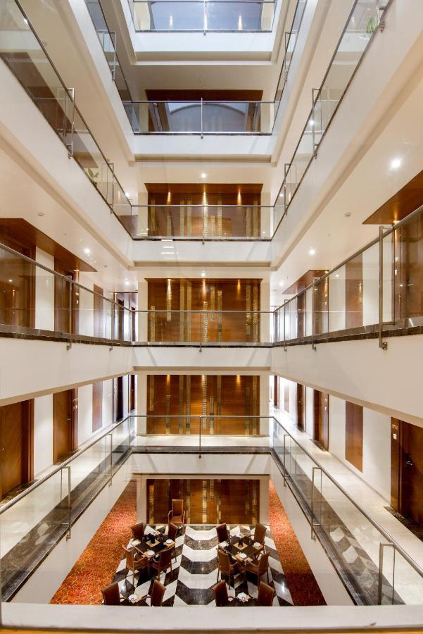 Zion - A Luxurious Hotel Bangalore Bagian luar foto