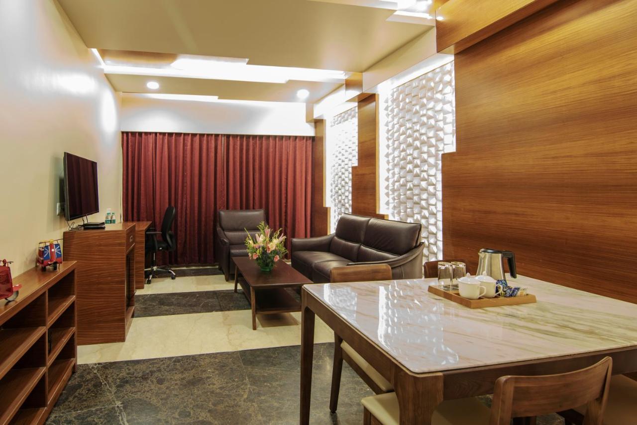 Zion - A Luxurious Hotel Bangalore Bagian luar foto