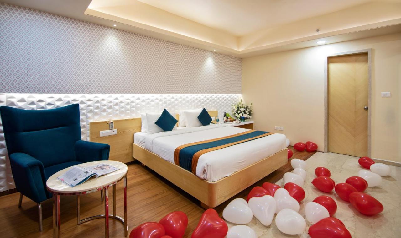 Zion - A Luxurious Hotel Bangalore Bagian luar foto