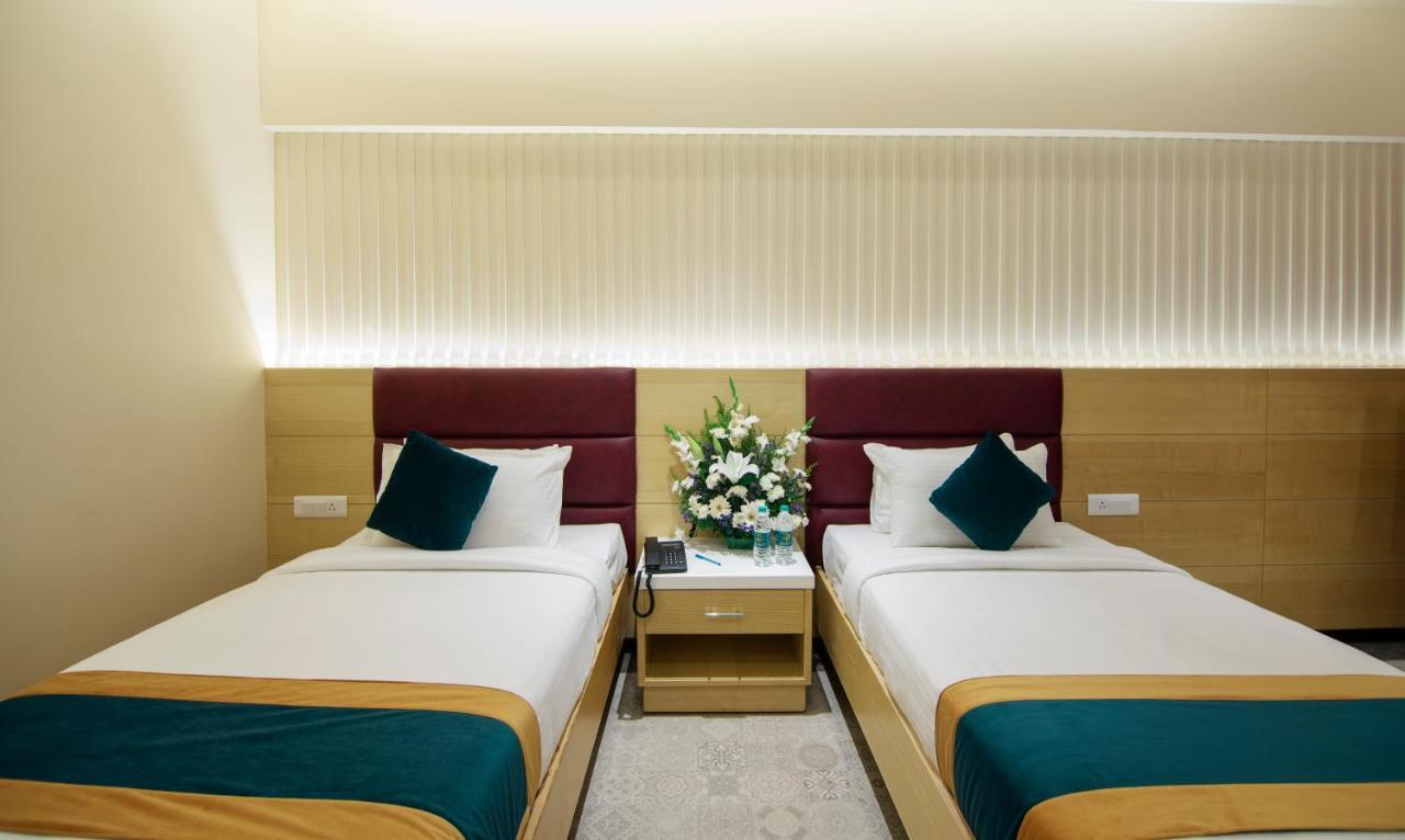 Zion - A Luxurious Hotel Bangalore Bagian luar foto