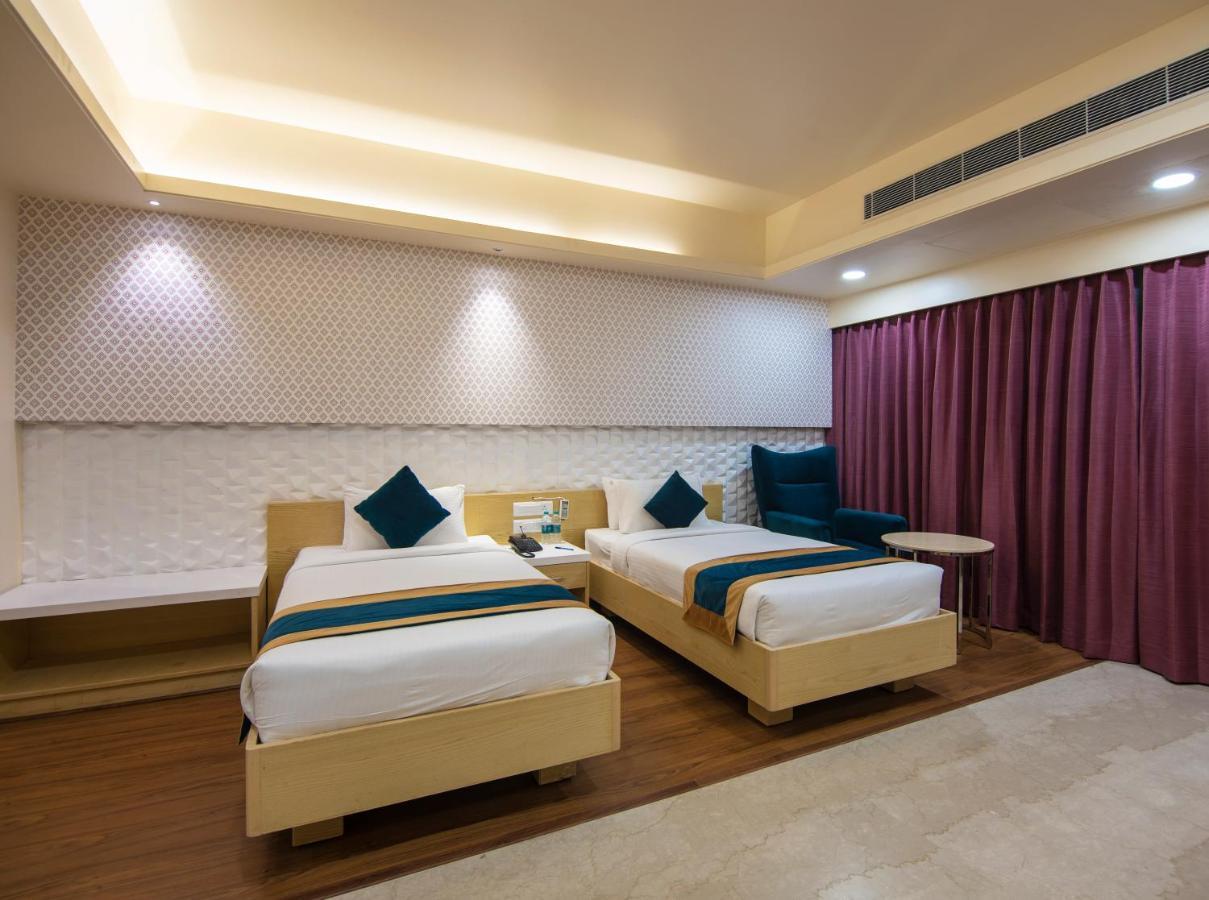 Zion - A Luxurious Hotel Bangalore Bagian luar foto